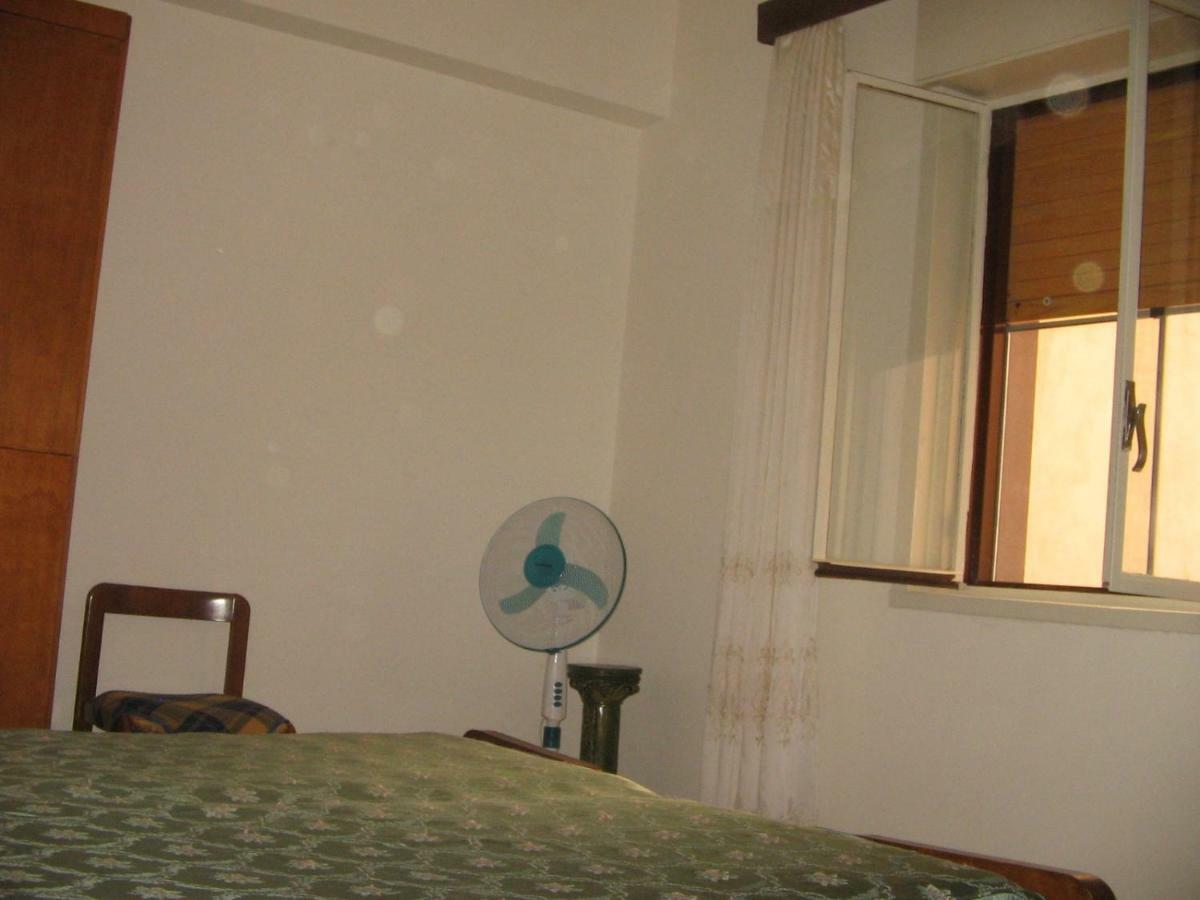 Bilocale Patti Apartment Exterior photo