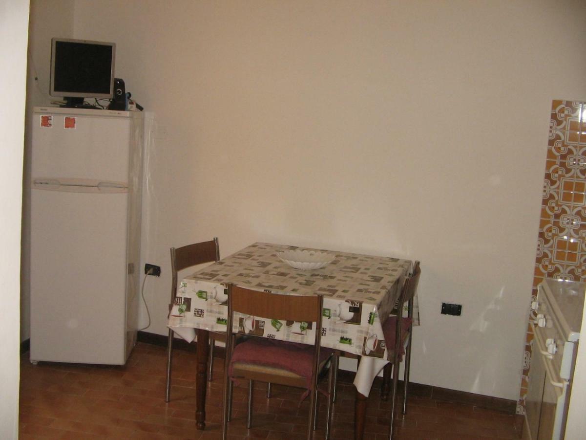 Bilocale Patti Apartment Exterior photo